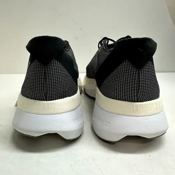 NWT adidas Adizero Boston 12 Running Shoes Black/White/Carbon Women's 10.5